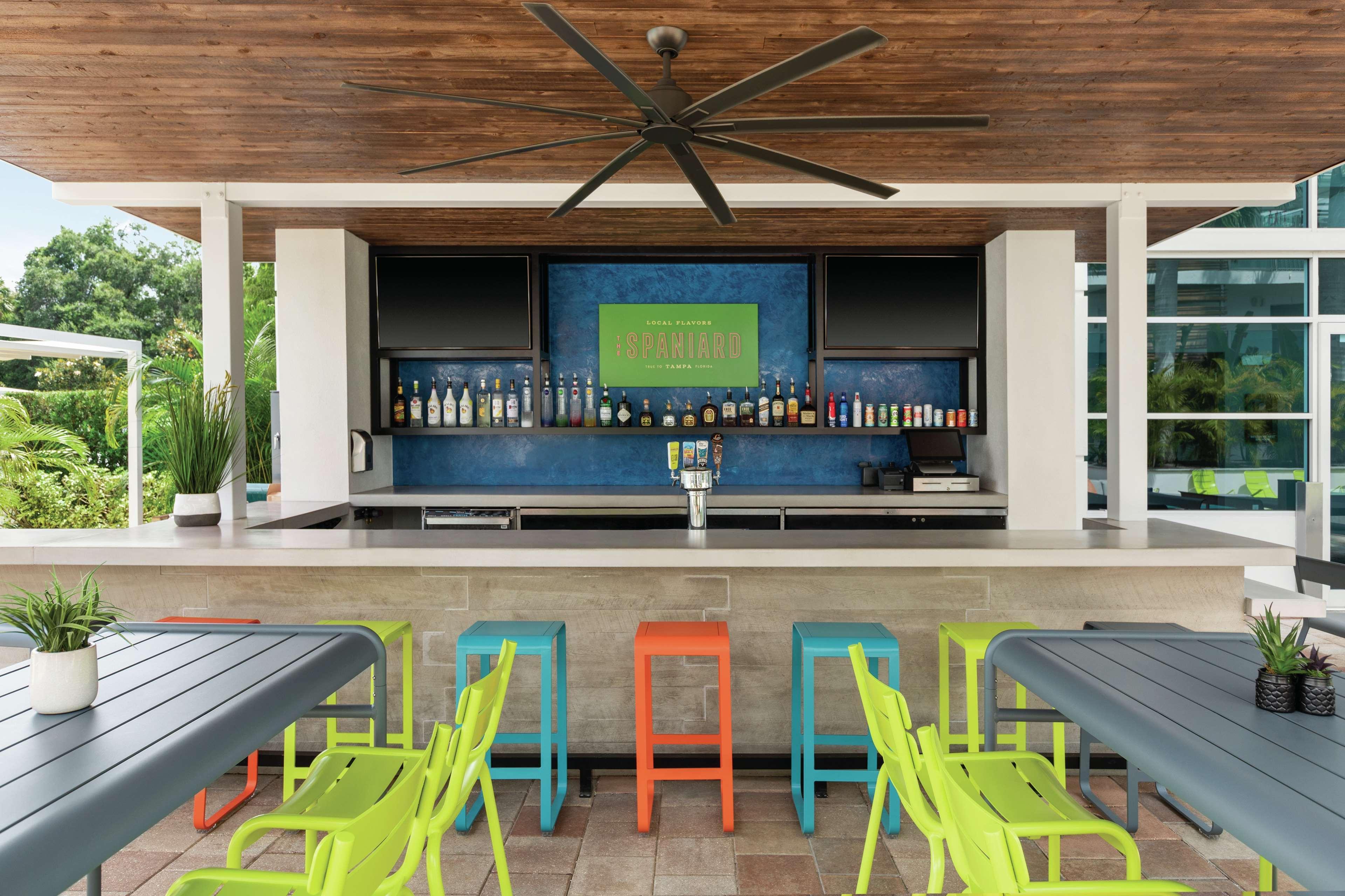 Hotel Alba Tampa, Tapestry Collection By Hilton Exteriör bild