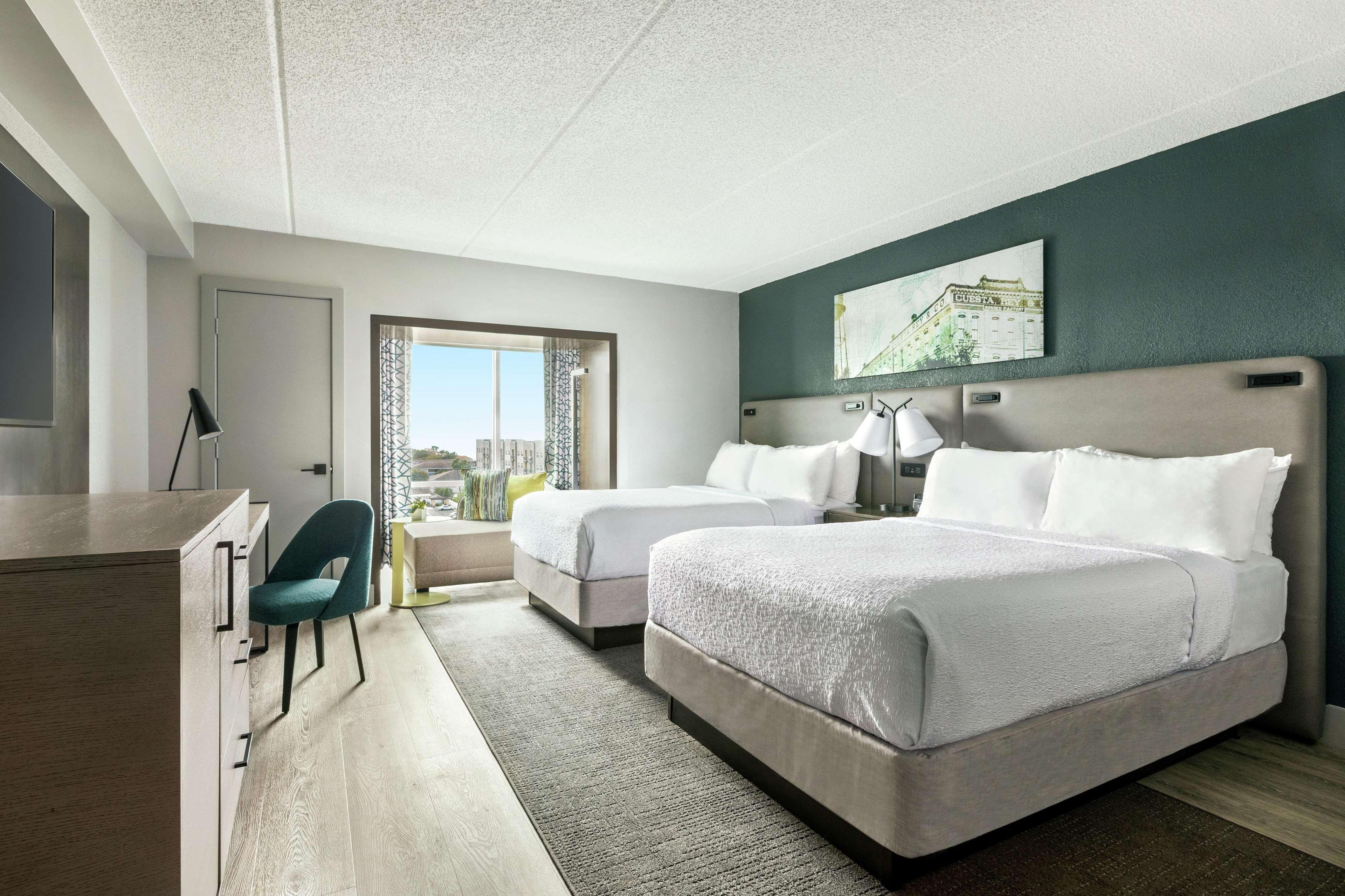 Hotel Alba Tampa, Tapestry Collection By Hilton Exteriör bild