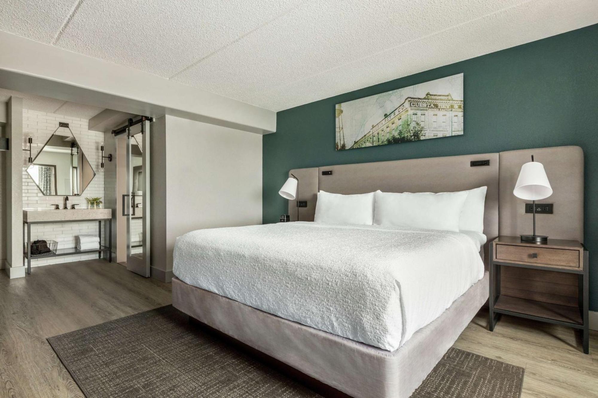 Hotel Alba Tampa, Tapestry Collection By Hilton Exteriör bild